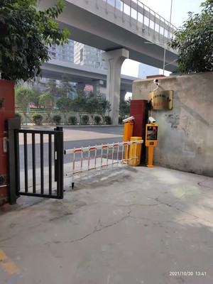 銅川小區(qū)停車(chē)場(chǎng)系統(tǒng)升級(jí) 讓出入更便捷，安全有保障